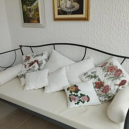 Locazione Turistica Nonna Pina Bed & Breakfast *